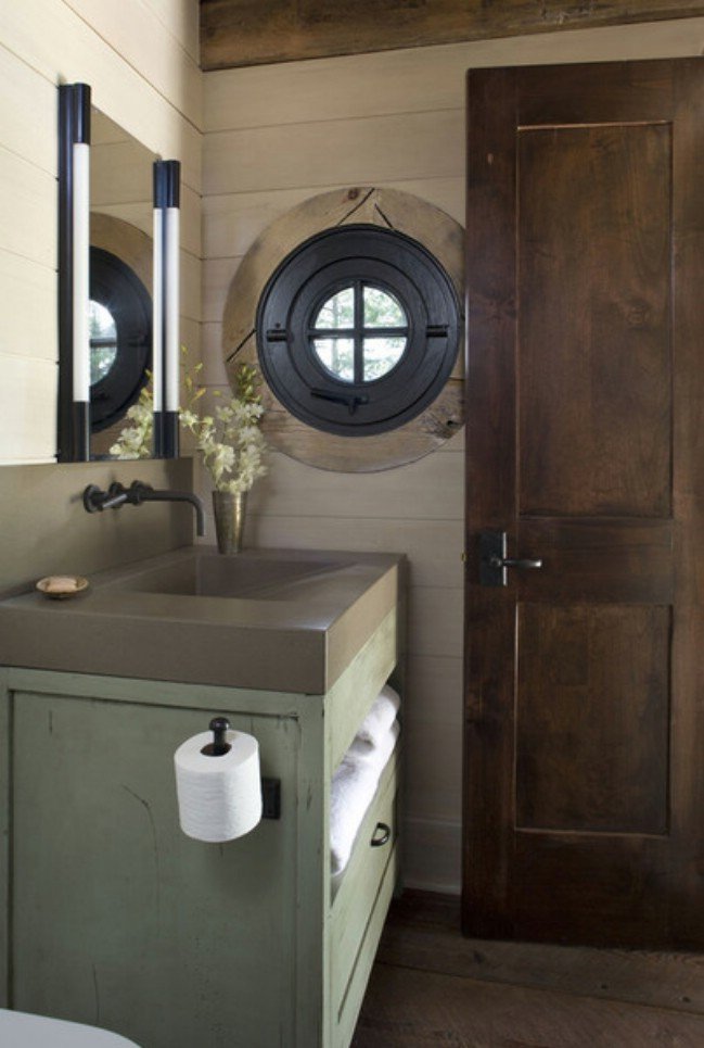 Mountain cabin bathroom