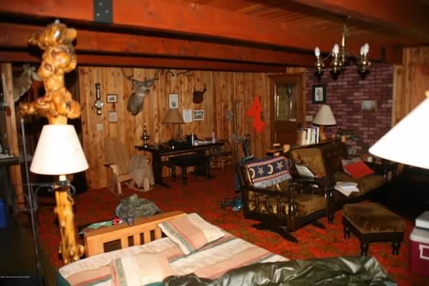 Cabin in Wyoming inside