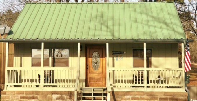 Lakefront cabin