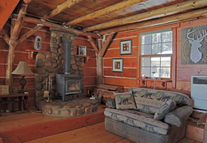 Cabin near Grand Canyon
