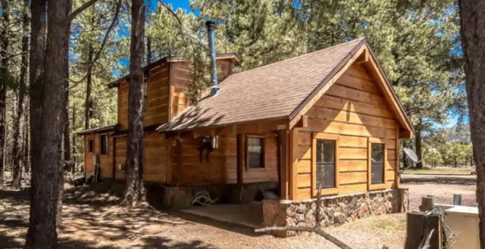 Cabin near Grand Canyon