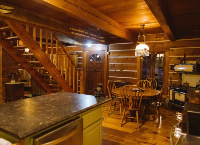 Cozy log cabin