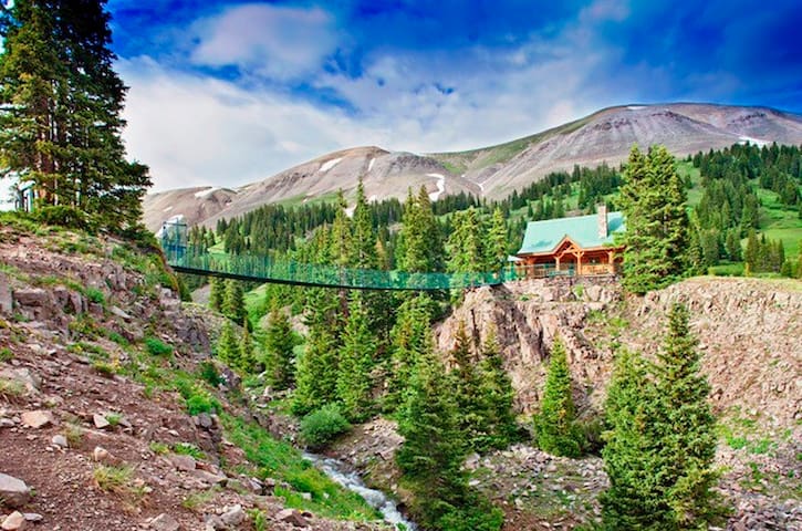 Log cabin in Colorado