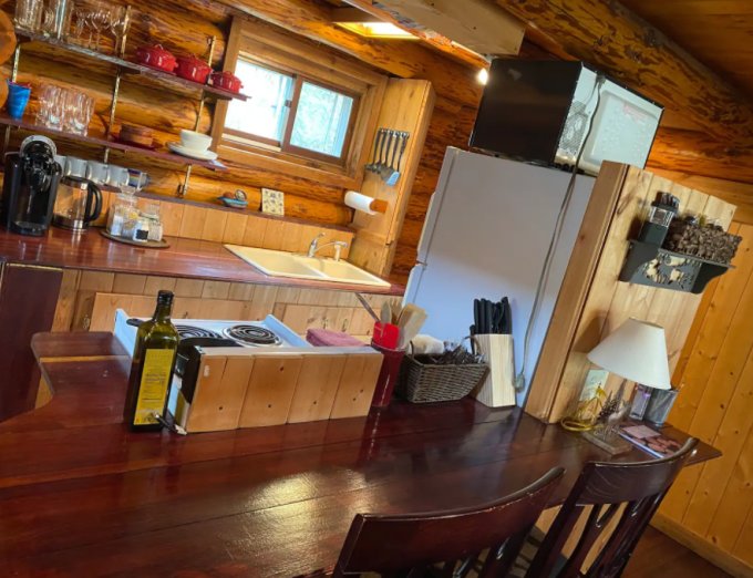 Log cabin